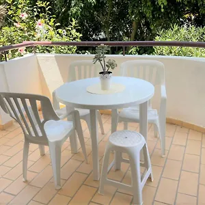  Apartamento Edificio Ricardo